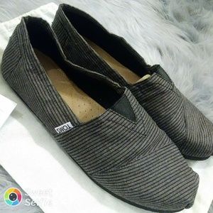 Tom's men shoes